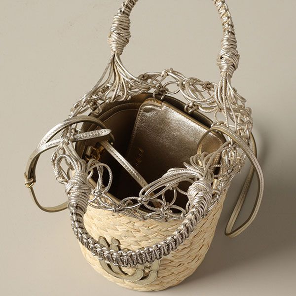 ★21SS&関税込★【ミュウミュウ】クラッチバッグコピー付き バケットバッグ